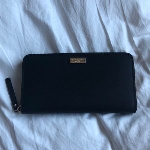 Kate Spade Newbury Lane Neda wallet in black